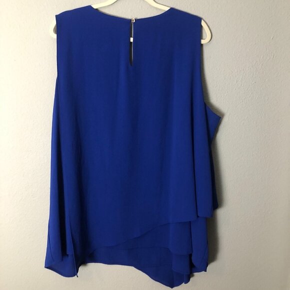 Vince Camuto Sleeveless Tunic Blouse - Asymmetrical Hem - Picture 5 of 9